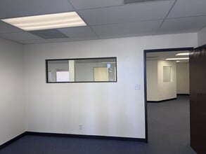 3360 Flair Dr, El Monte, CA à louer Photo intérieure- Image 1 de 8