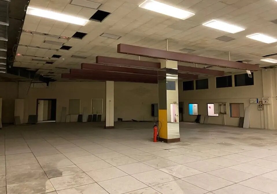 Flex in Saint-Cloud for sale Building Photo- Image 1 of 4