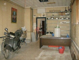 Plus de détails pour Commerce de détail à louer