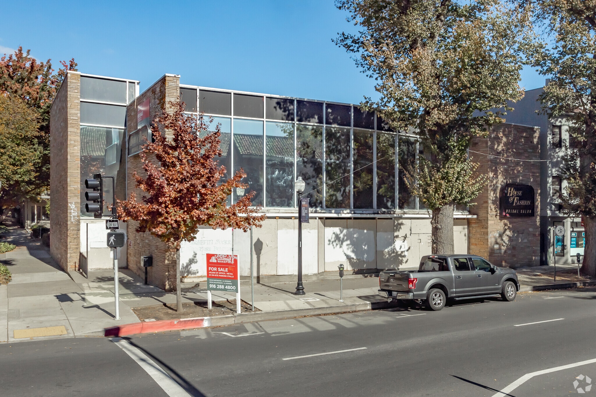 2101 J St, Sacramento, CA à louer Photo principale- Image 1 de 6