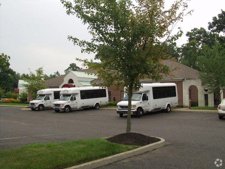 14000 Sagemore Dr, Marlton, NJ à vendre - Photo principale - Image 1 de 1