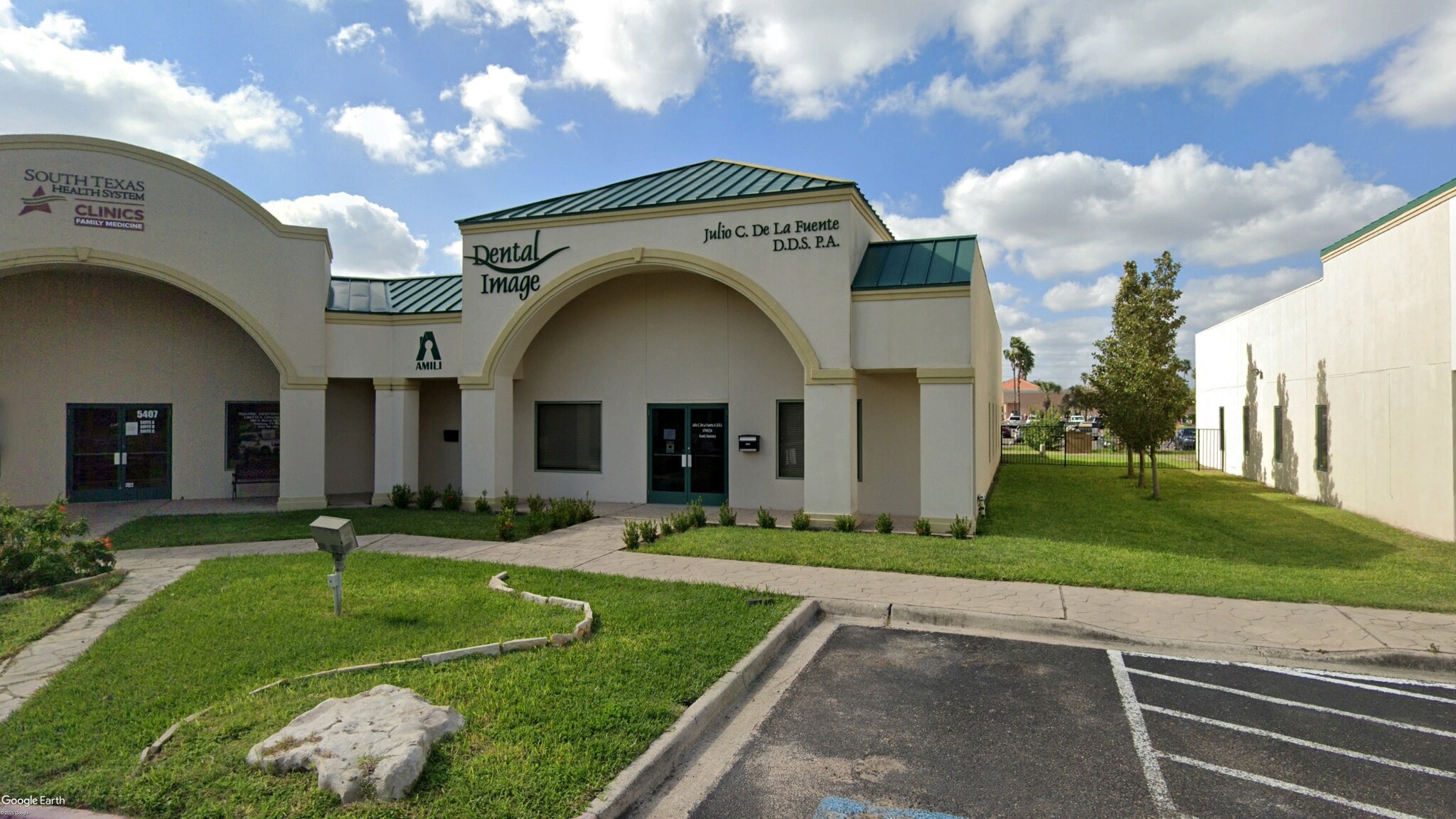 5405 S McColl Rd, Edinburg, TX for lease Primary Photo- Image 1 of 4
