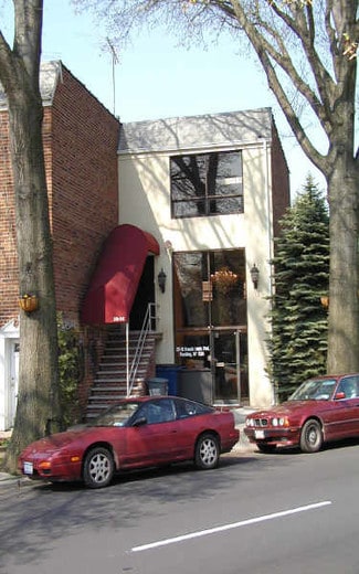 Plus de détails pour 2516-2518 Francis Lewis Blvd – Bureau à vendre, Flushing, NY
