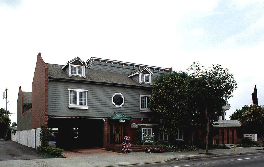 8350 Florence Ave, Downey, CA for lease - Building Photo - Image 2 of 38