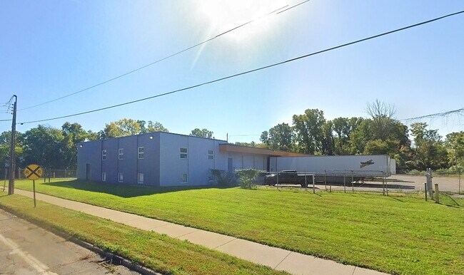 More details for 209 W Monroe Ave, Jackson, MI - Industrial for Sale