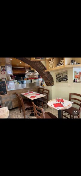 Retail in Neuilly-sur-Seine for lease - Building Photo - Image 2 of 6