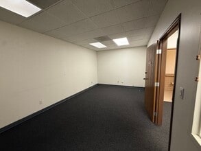 3375 Aldebaran Ave, Las Vegas, NV for lease Building Photo- Image 2 of 11