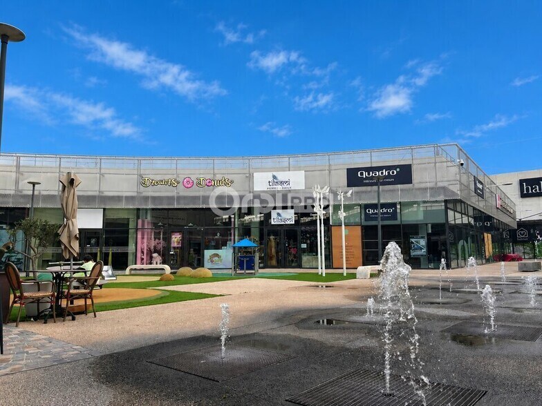Retail in Vedène for lease - Building Photo - Image 1 of 6