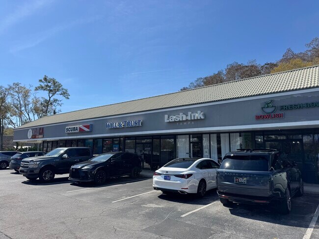 Plus de détails pour 10412-10424 N Dale Mabry Hwy, Tampa, FL - Commerce de détail à louer