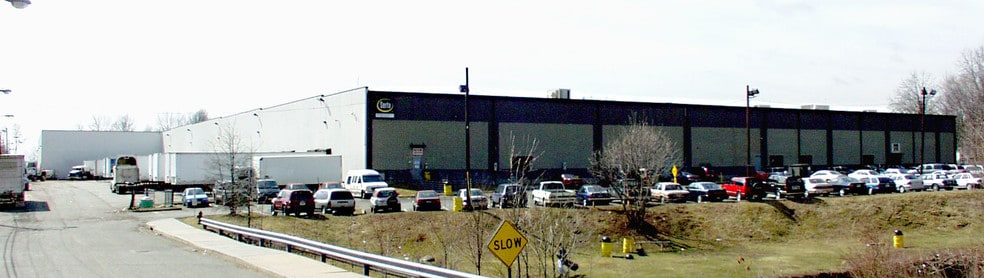 2001 Lower Rd, Linden, NJ à louer - Autre - Image 2 de 4