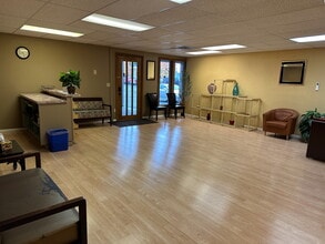 8404 83rd Ave SW, Lakewood, WA à louer Photo intérieure- Image 2 de 6