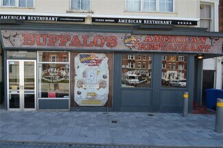 Plus de détails pour 1-2 Regent Ter, Bridlington - Commerce de détail à louer