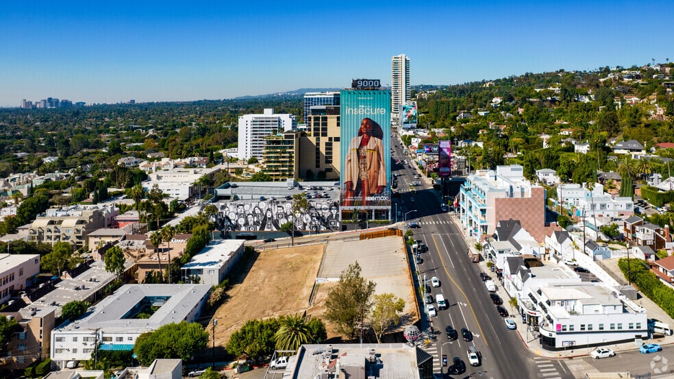 9000 W Sunset Blvd, West Hollywood, CA à louer - Aérien - Image 2 de 15