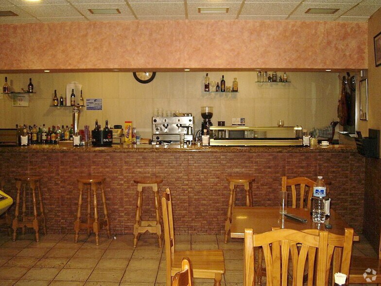 Commerce de détail dans Ávila, Ávila à vendre - Photo du bâtiment - Image 3 de 17