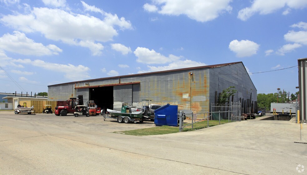 813 Dumont St, South Houston, TX for lease - Primary Photo - Image 2 of 10