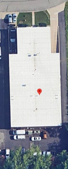 174-176 Easy St, Carol Stream, IL for sale - Building Photo - Image 2 of 4