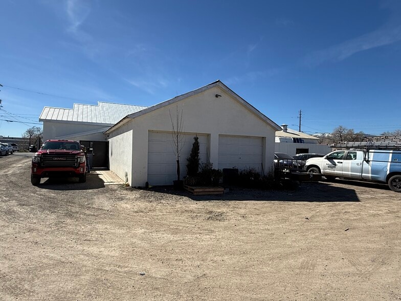 1765 Lewis St, Reno, NV for lease - Building Photo - Image 3 of 26