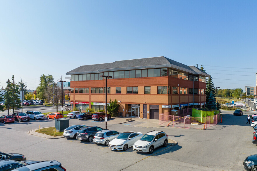 10 Unionville Gate, Markham, ON à louer - Photo du bâtiment - Image 2 de 4