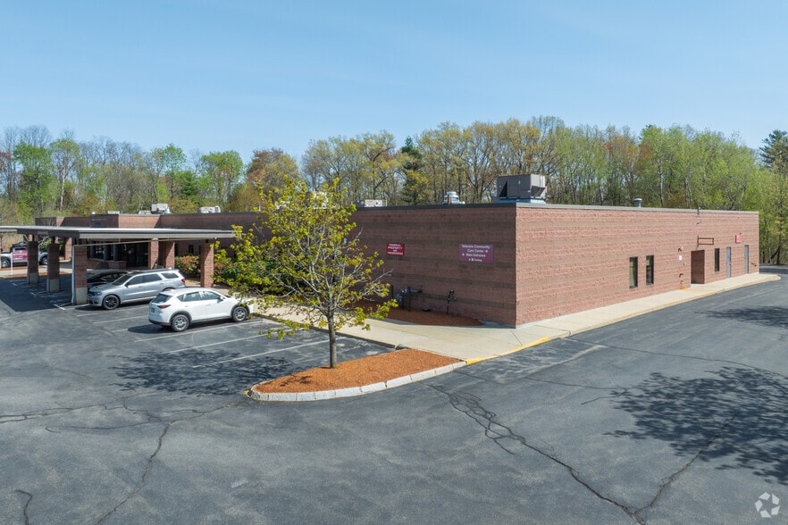 122 Marshall Rd, Lowell, MA for sale - Primary Photo - Image 1 of 5