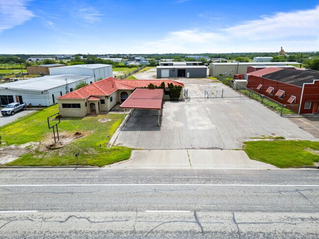 More details for 2404 N US Highway 281, Alice, TX - Flex for Lease