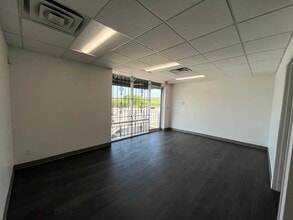 151 Regal Row, Dallas, TX for lease Interior Photo- Image 2 of 6