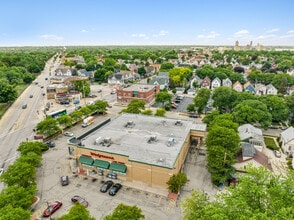 2410 W Forest Home Ave, Milwaukee, WI - Aérien  Vue de la carte
