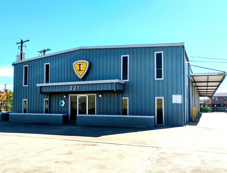 221 Expressway 83, La Feria, TX for lease - Primary Photo - Image 1 of 13