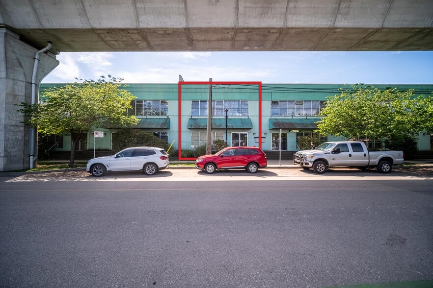 8713-8793 Cambie St, Vancouver, BC à louer - Photo du bâtiment - Image 1 de 12