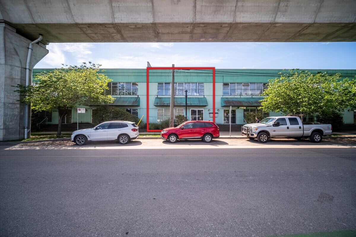 8713-8793 Cambie St, Vancouver, BC à louer Photo du bâtiment- Image 1 de 13