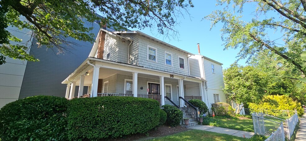 1200 Delafield Pl NW, Washington, DC à vendre - Photo principale - Image 2 de 13