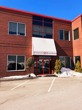 935-965 Rue Reverchon, Montréal, QC for lease Building Photo- Image 1 of 11