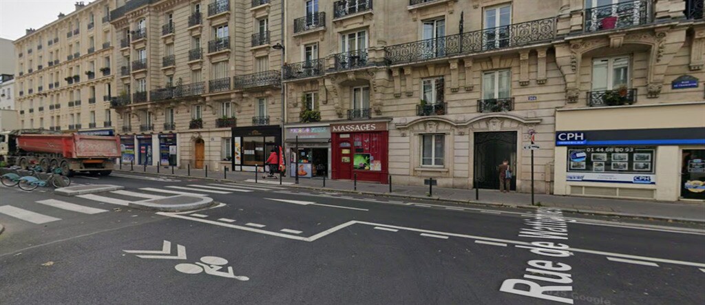 Retail in Paris for lease Building Photo- Image 1 of 4