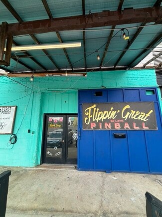 Plus de détails pour 632 Railroad Sq, Tallahassee, FL - Commerce de détail à louer