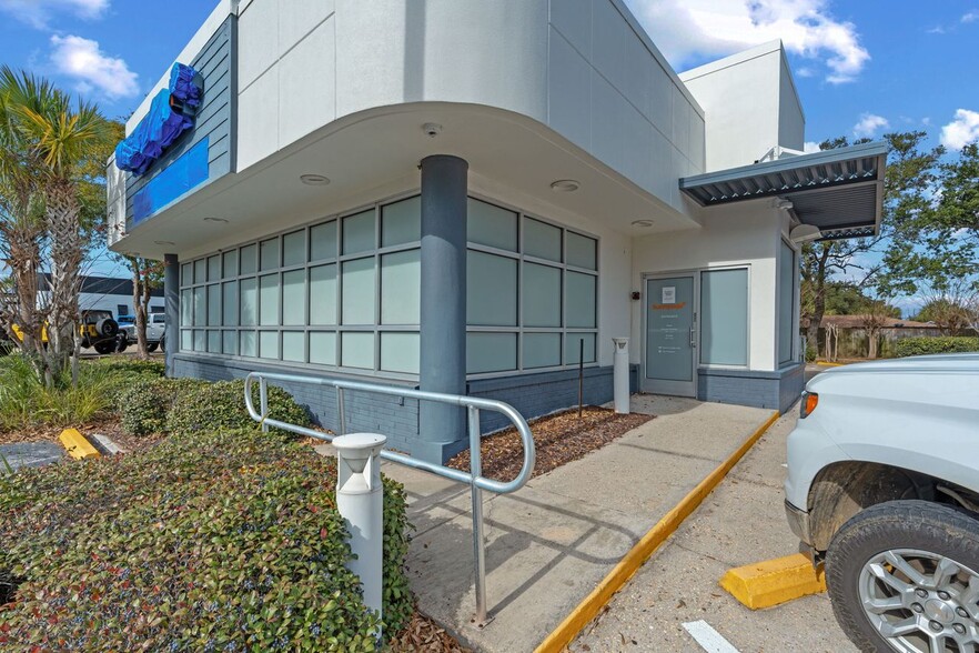 661 Harbor Blvd, Destin, FL for lease - Building Photo - Image 2 of 7