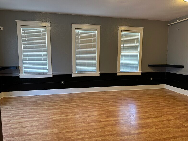 2110 Government St, Baton Rouge, LA à vendre - Photo intérieure - Image 2 de 31