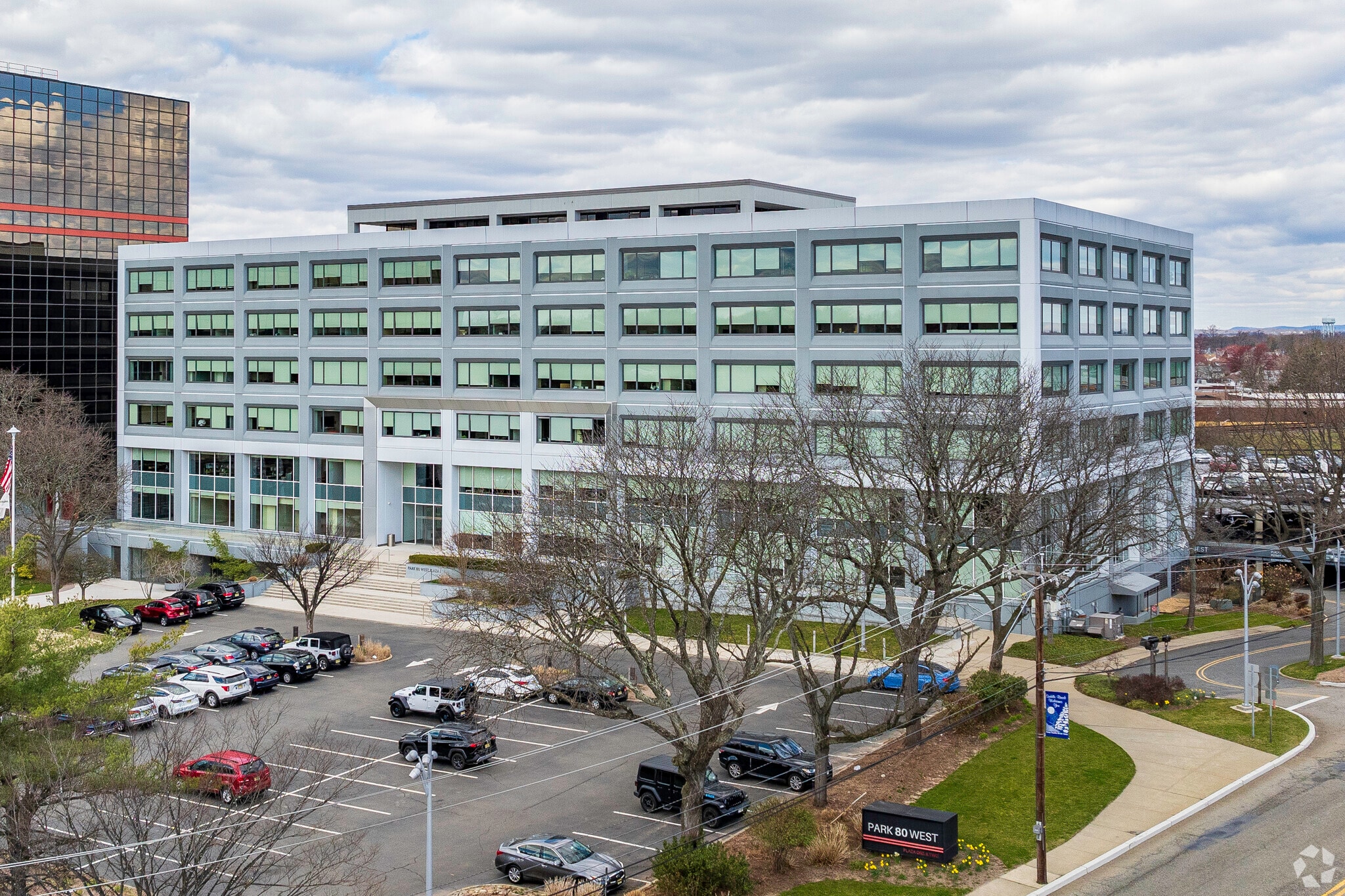 250 Pehle Ave, Saddle Brook, NJ for lease Primary Photo- Image 1 of 7