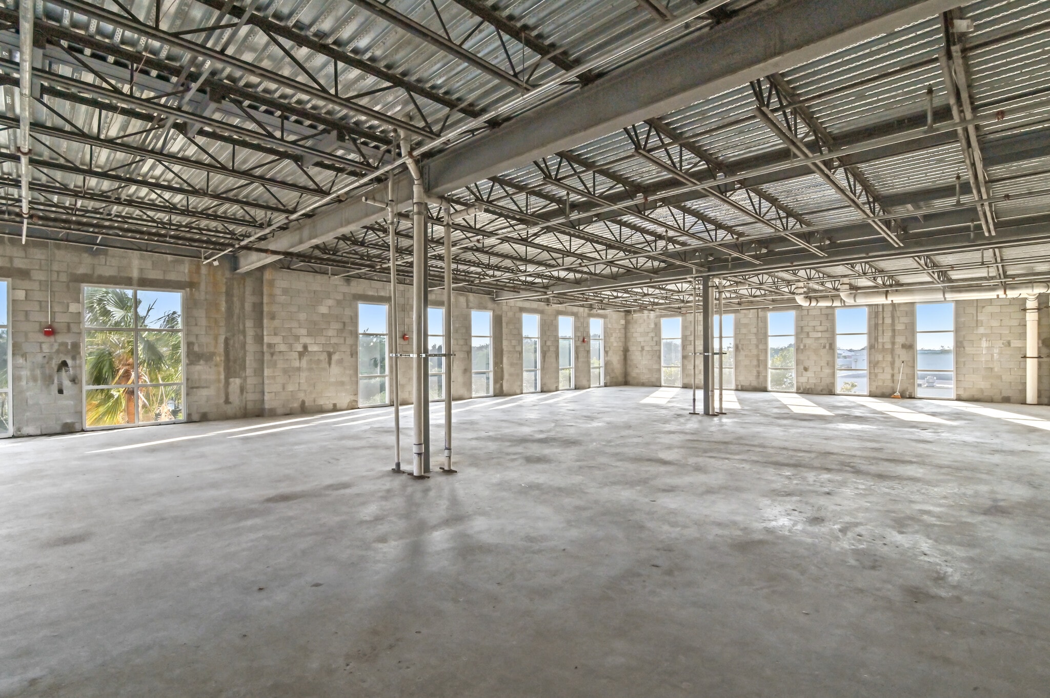 4848 Coconut Creek Pky, Coconut Creek, FL à louer Photo intérieure- Image 1 de 3