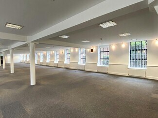 Plus de détails pour 2-4 Castle St, Manchester - Bureau à louer