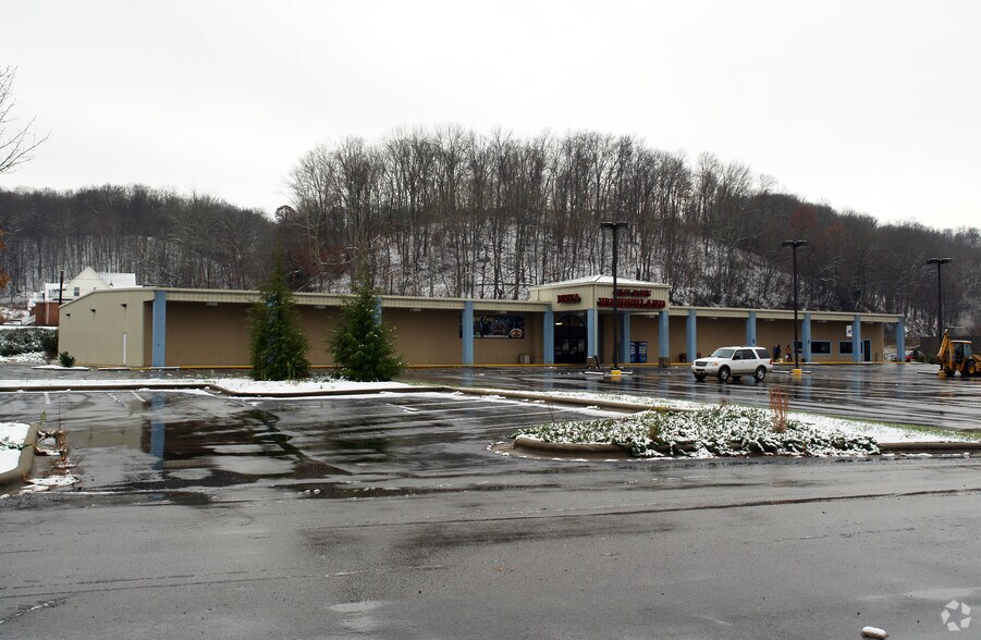 5 Cracker Barrel Dr, Barboursville, WV à vendre - Photo du bâtiment - Image 1 de 20
