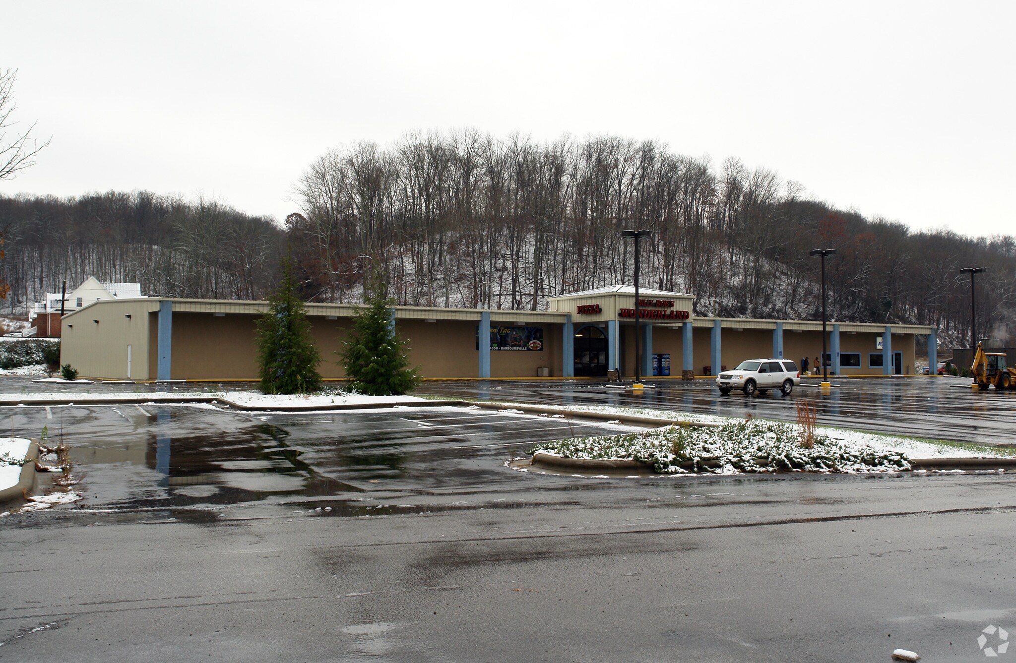 5 Cracker Barrel Dr, Barboursville, WV à vendre Photo du bâtiment- Image 1 de 21