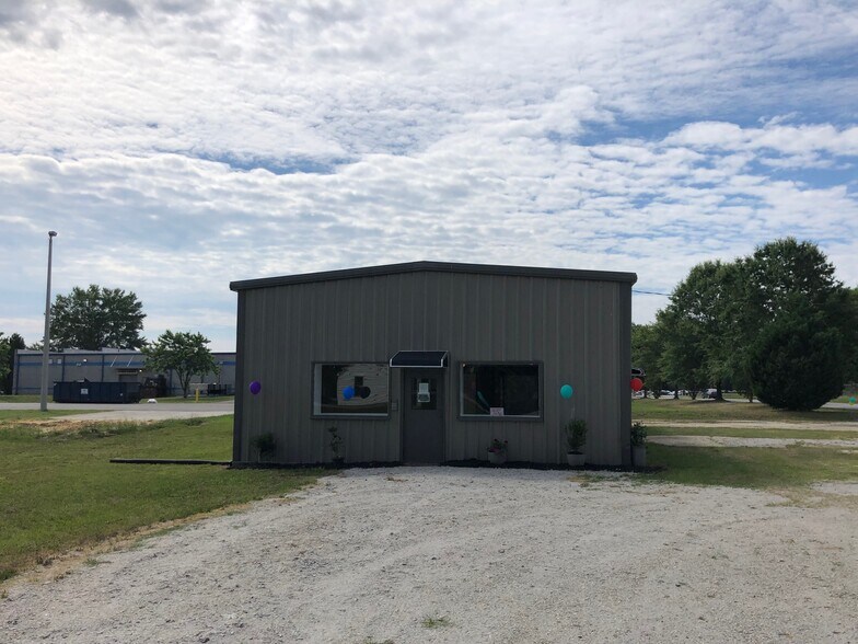 1109 W Market St, Cheraw, SC à vendre - Photo du bâtiment - Image 2 de 4