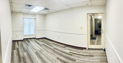 610 Thimble Shoals Blvd, Newport News, VA à louer Photo intérieure- Image 2 de 11