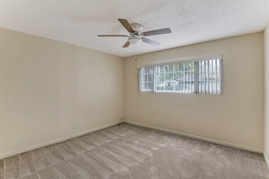 7940 Bancroft Ave, Oakland, CA à vendre - Photo du bâtiment - Image 2 de 10