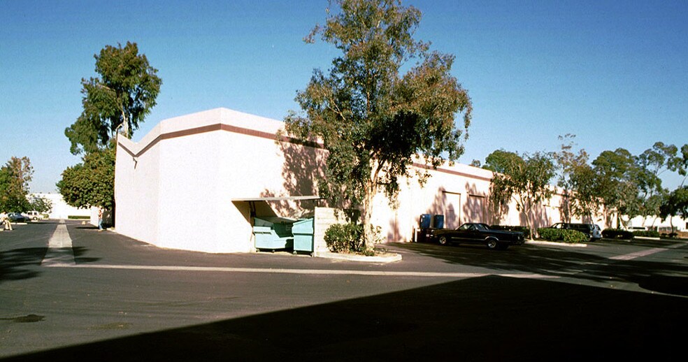 507-517 Calle San Pablo, Camarillo, CA à louer - Photo du bâtiment - Image 2 de 3