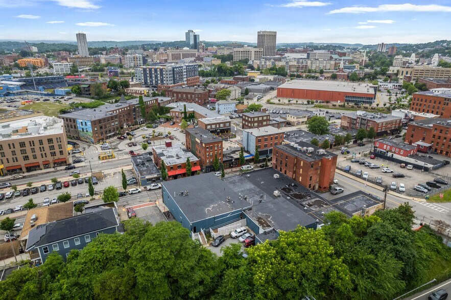 121-129 Water St, Worcester, MA à louer - Aérien - Image 2 de 8