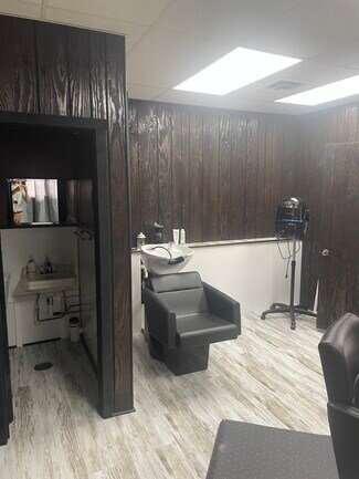 More details for 102-110 S 12th St, Nebraska City, NE - Retail for Lease