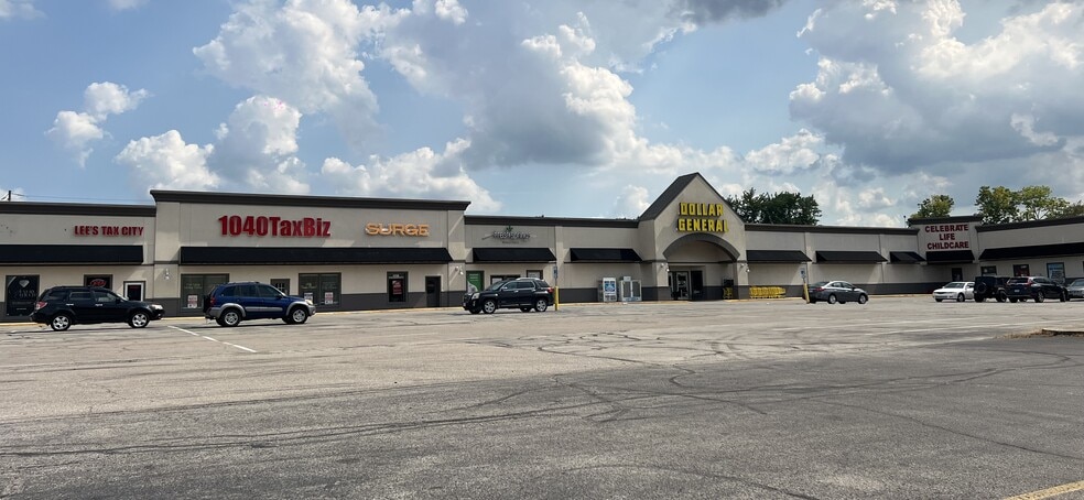 11709-11805 Pendleton Pike, Indianapolis, IN for lease - Building Photo - Image 3 of 6