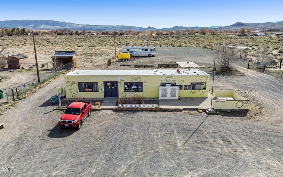 1375 E Fir St, Silver Springs, NV for sale - Building Photo - Image 3 of 19