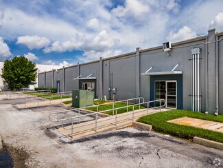 Plus de détails pour 5120 W Waters Ave, Tampa, FL - Industriel à vendre