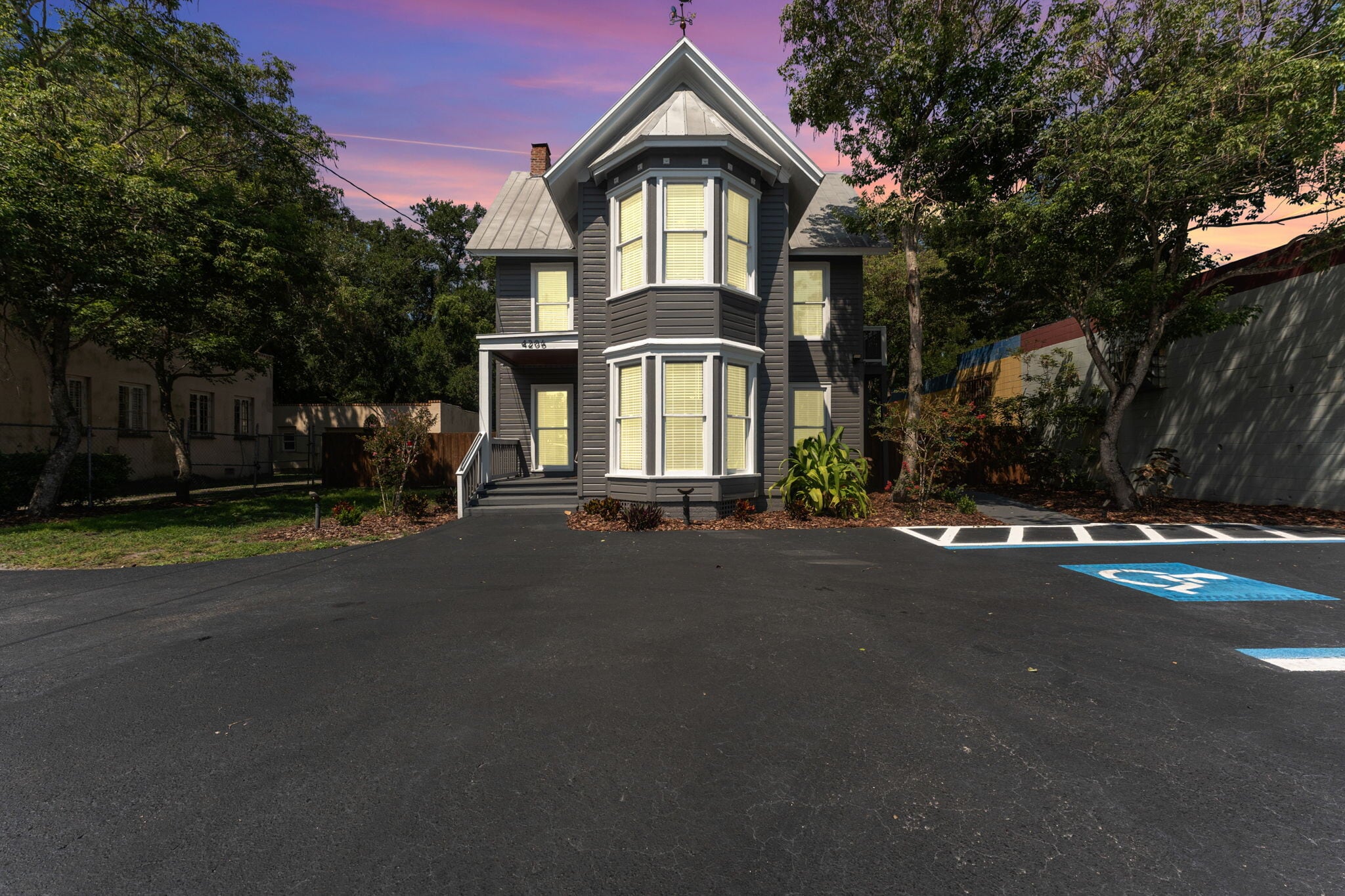 4206 N Nebraska Ave, Tampa, FL à vendre Photo du bâtiment- Image 1 de 34